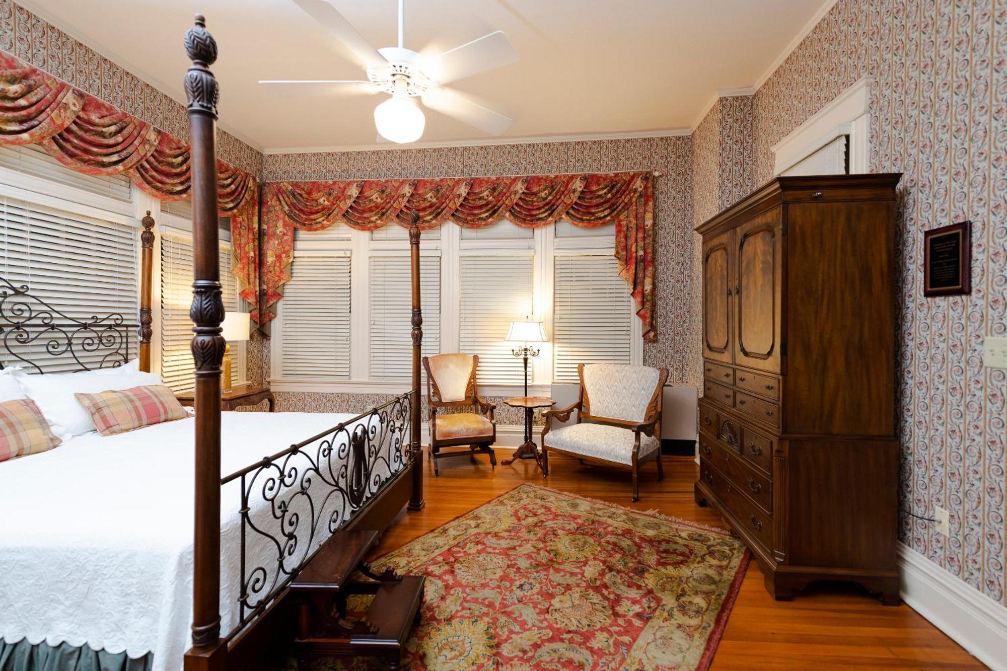 מלון ארקדלפיה Captain Henderson House חדר תמונה